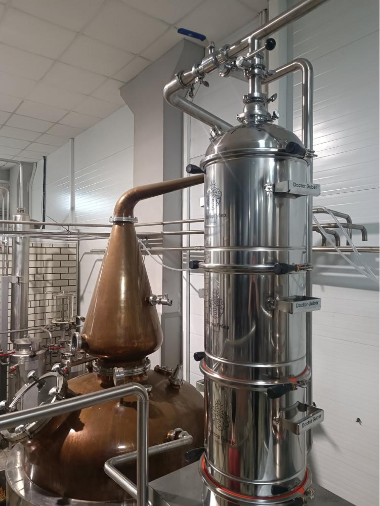 Джин-колонна аламбика Доктор Губер