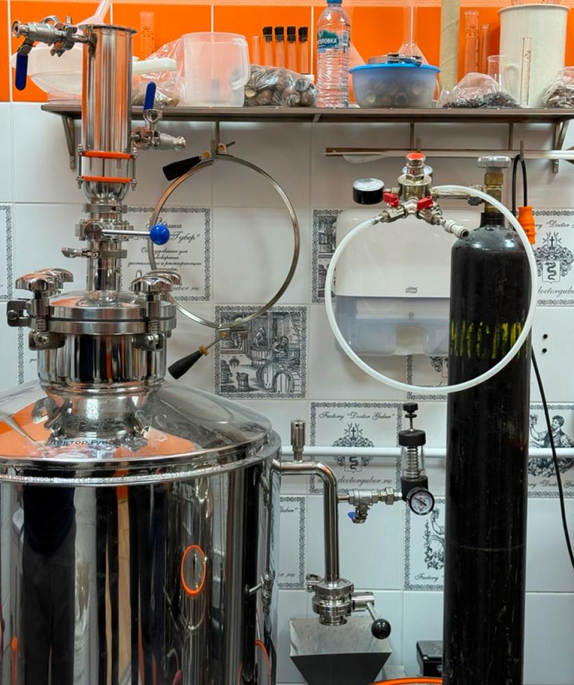 продуваем шприц сухого охмеления углекислым газом