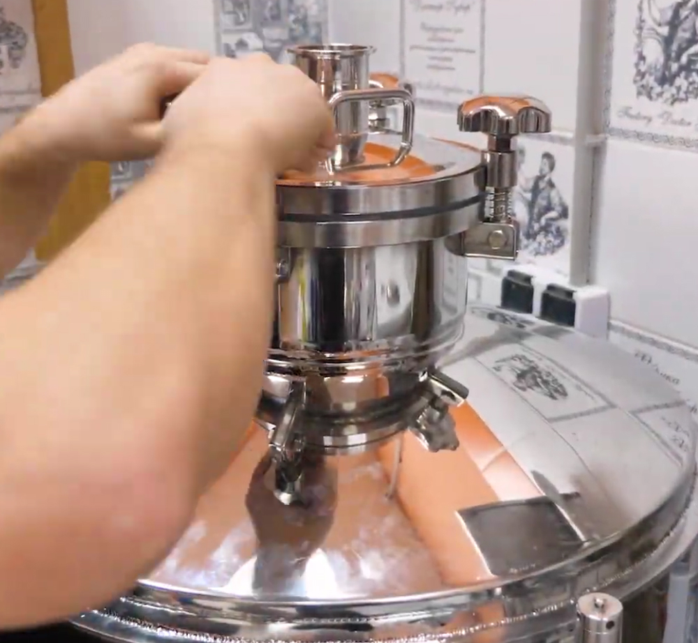 Закрываем крышку ЦКТ